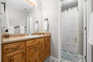 8482 S Ivy Gable Dr W, West Jordan, UT 84081 - Photo 18