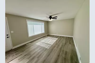1105 Mala Dr, Layton, UT 84041 - Photo 4