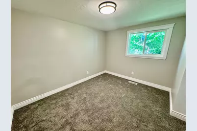1105 Mala Dr, Layton, UT 84041 - Photo 14