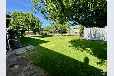 1105 Mala Dr, Layton, UT 84041 - Photo 20