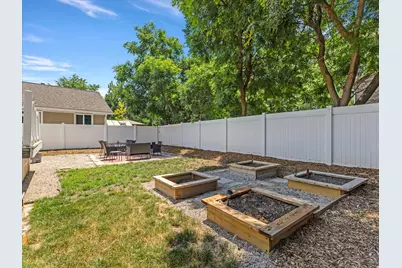 1105 N 1100 W, Farmington, UT 84025 - Photo 28