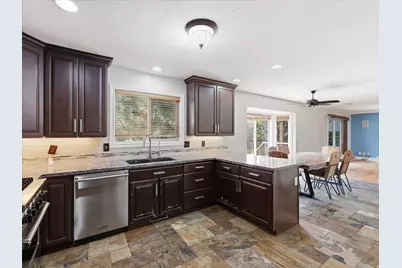 1924 E Evergreen Ave S, Salt Lake City, UT 84106 - Photo 12