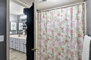 490 E 700 S, Clearfield, UT 84015 - Photo 6