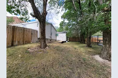 570 Pinion St, Sunnyside, UT 84539 - Photo 36