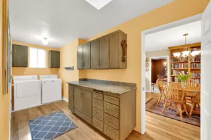 2801 E Valley View Ave, Holladay, UT 84117 - Photo 14