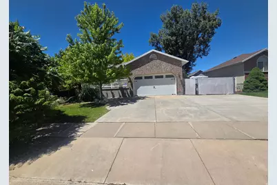 2443 N 950 W, Layton, UT 84041 - Photo 2