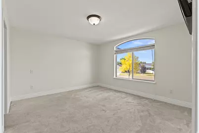 227 E 700 N, Smithfield, UT 84335 - Photo 8