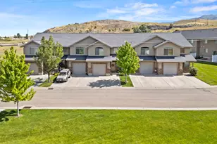 227 E 700 N, Smithfield, UT 84335 - Photo 2
