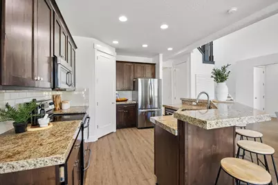 2031 S 900 E, Lehi, UT 84043 - Photo 10