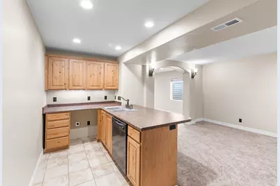 12472 S Freedom Hill Way, Herriman, UT 84096 - Photo 36