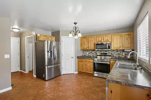 8224 S Oak Vista Dr, West Jordan, UT 84081 - Photo 18
