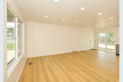 3972 S 7105 W, West Valley, UT 84128 - Photo 6