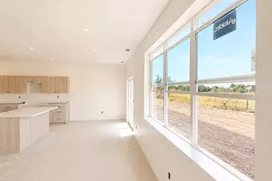 1067 N Summit View Dr, Harrisville, UT 84404 - Photo 4