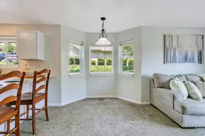 2089 N Morning Star Dr, Saratoga Springs, UT 84045 - Photo 6