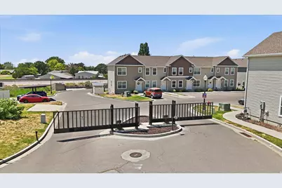 2581 N 500 W, Sunset, UT 84015 - Photo 2