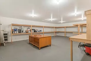 252 N 400 E, Centerville, UT 84014 - Photo 68