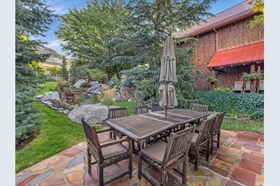 252 N 400 E, Centerville, UT 84014 - Photo 72