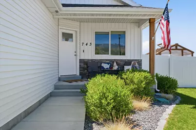 743 N 480 E, Smithfield, UT 84335 - Photo 2