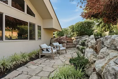 88 S Moss Hill Dr E, Bountiful, UT 84010 - Photo 38