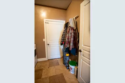 159 S 400 E, Annabella, UT 84711 - Photo 38