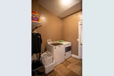 159 S 400 E, Annabella, UT 84711 - Photo 52