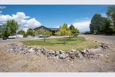 159 S 400 E, Annabella, UT 84711 - Photo 6