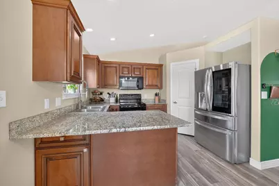 2361 E Ox Yoke Dr, Eagle Mountain, UT 84005 - Photo 8