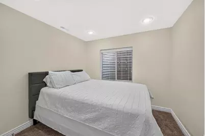 2361 E Ox Yoke Dr, Eagle Mountain, UT 84005 - Photo 28