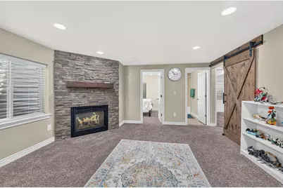 2361 E Ox Yoke Dr, Eagle Mountain, UT 84005 - Photo 24