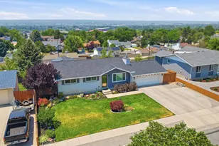 11168 S 1330 E, Sandy, UT 84092 - Photo 2