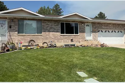 564 S Goosenest Dr E, Payson, UT 84651 - Photo 2
