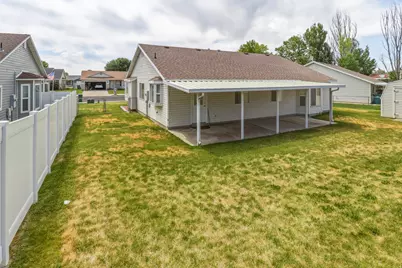 5078 S 3425 W, Roy, UT 84067 - Photo 6