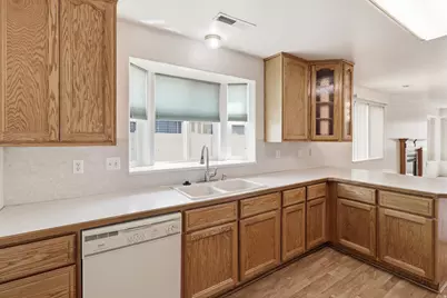 5078 S 3425 W, Roy, UT 84067 - Photo 14