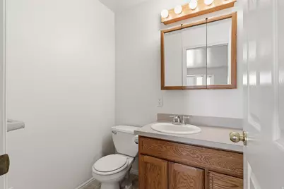 5078 S 3425 W, Roy, UT 84067 - Photo 26