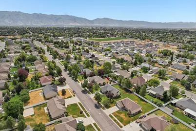 1359 W 2175 S, Syracuse, UT 84075 - Photo 44