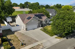 3436 W Downhill Rd S, Taylorsville, UT 84129 - Photo 2