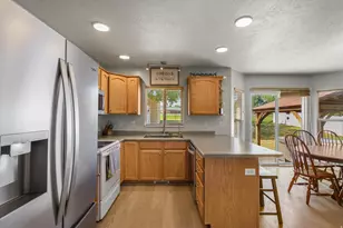 3436 W Downhill Rd S, Taylorsville, UT 84129 - Photo 12
