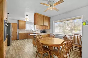 366 S 500 E, River Heights, UT 84321 - Photo 4
