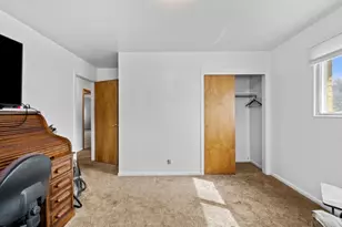 366 S 500 E, River Heights, UT 84321 - Photo 16