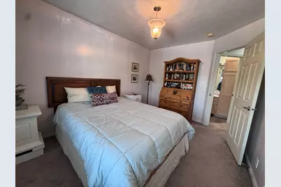 944 E Bernay Cir, Sandy, UT 84094 - Photo 42