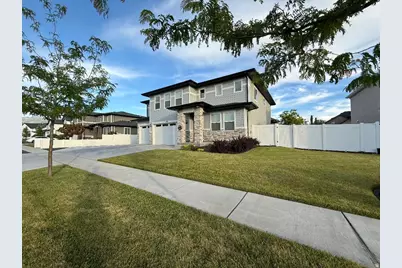1867 W 2135 S, Woods Cross, UT 84087 - Photo 2