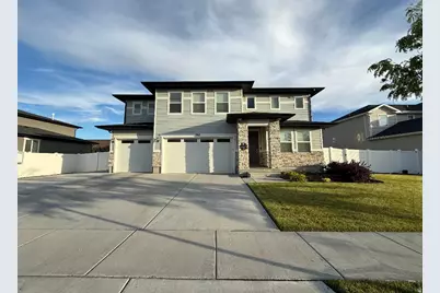 1867 W 2135 S, Woods Cross, UT 84087 - Photo 1
