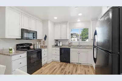175 S 100 E, Heber City, UT 84032 - Photo 10