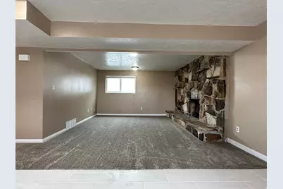 236 E Oak Ln S, Farmington, UT 84025 - Photo 18