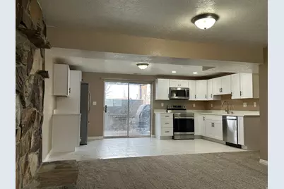 236 E Oak Ln S, Farmington, UT 84025 - Photo 20