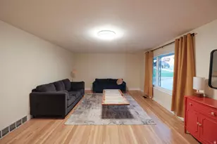 521 E 1650 S, Bountiful, UT 84010 - Photo 8