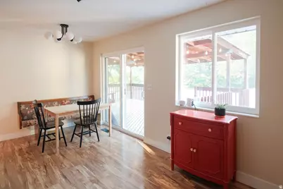 521 E 1650 S, Bountiful, UT 84010 - Photo 14