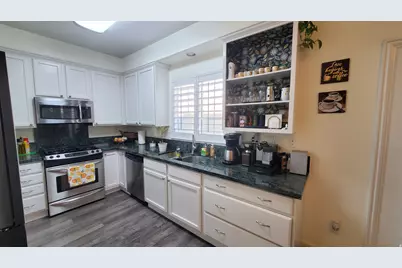 5544 W Geronimo Way, West Jordan, UT 84081 - Photo 10