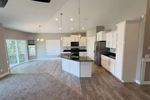 176 E Brookshire Dr N, Saratoga Springs, UT 84045 - Photo 2