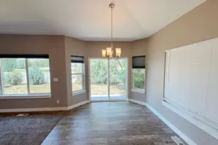 176 E Brookshire Dr N, Saratoga Springs, UT 84045 - Photo 18